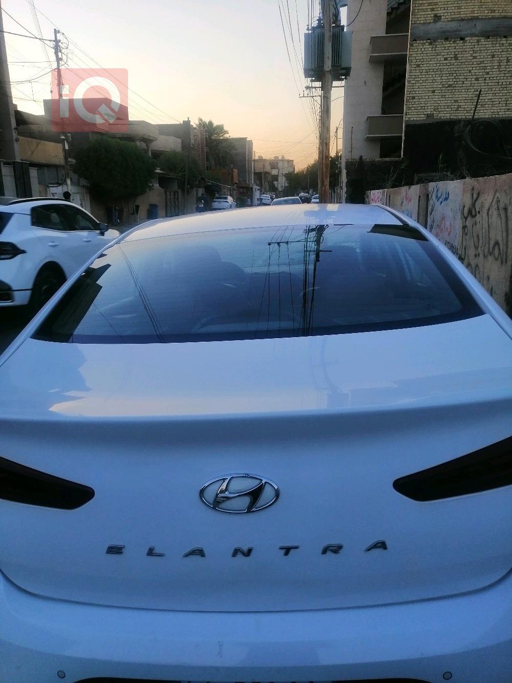 هيونداي النترا